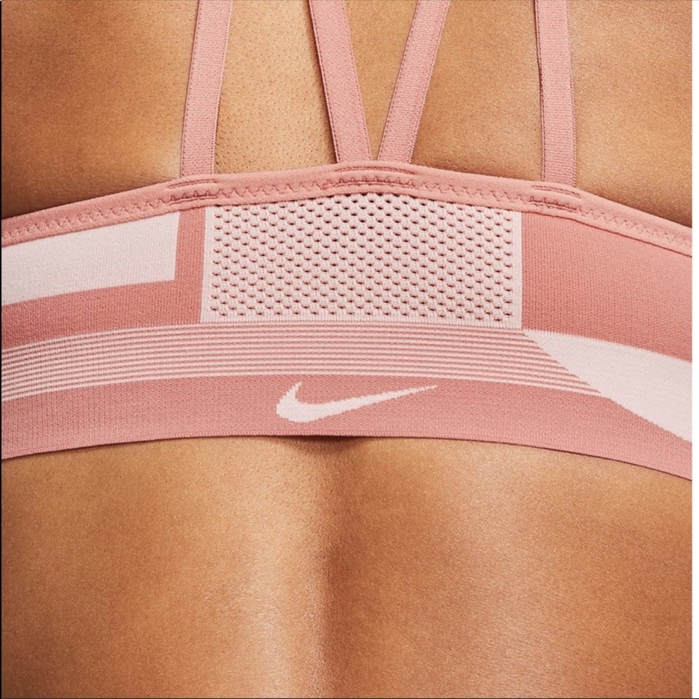 Nike Indy Flyknit Bra - Picture 5 of 6